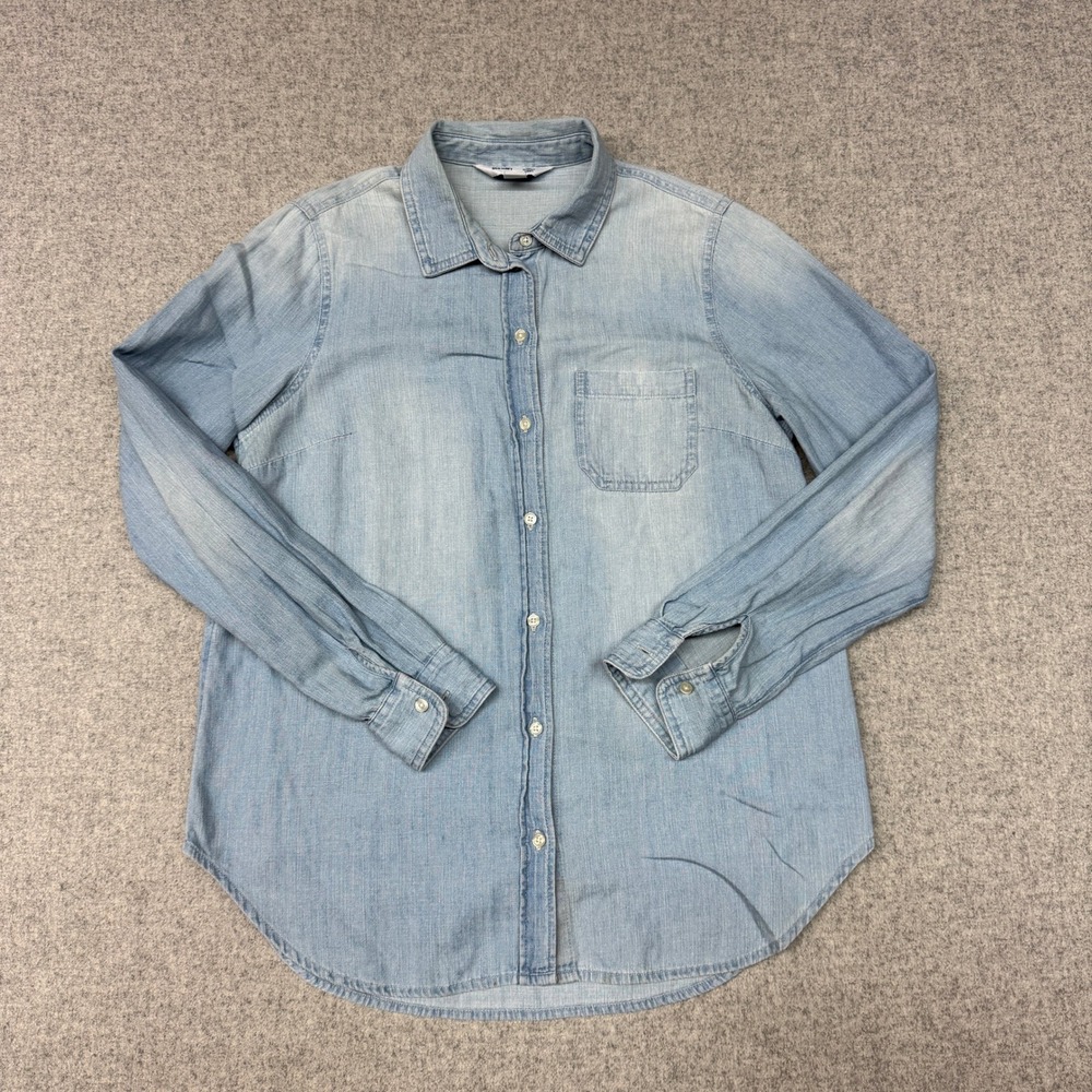 Old Navy | The Classic Shirt | Small | Light Blue | Chambray Denim Button Down
